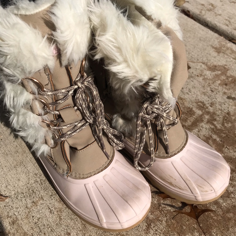 Girls Winter Boots Sz 3